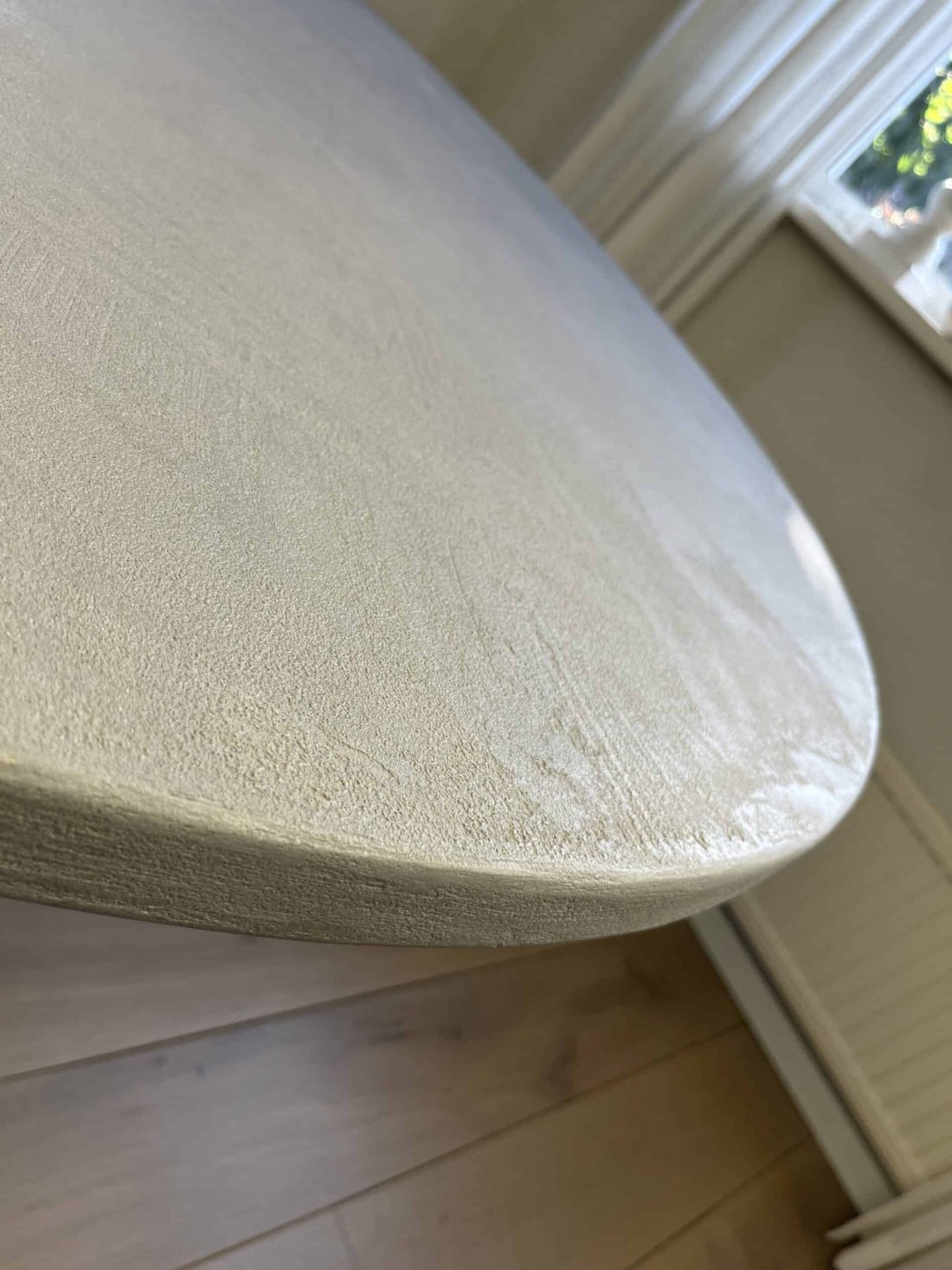 Betonlook Tafel Madeline Stalen Onderstel