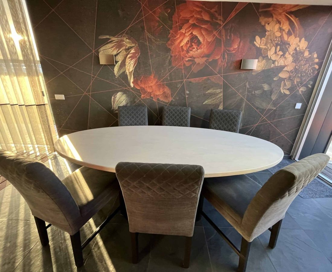 Betonlook Tafel Maeve Stalen Onderstel